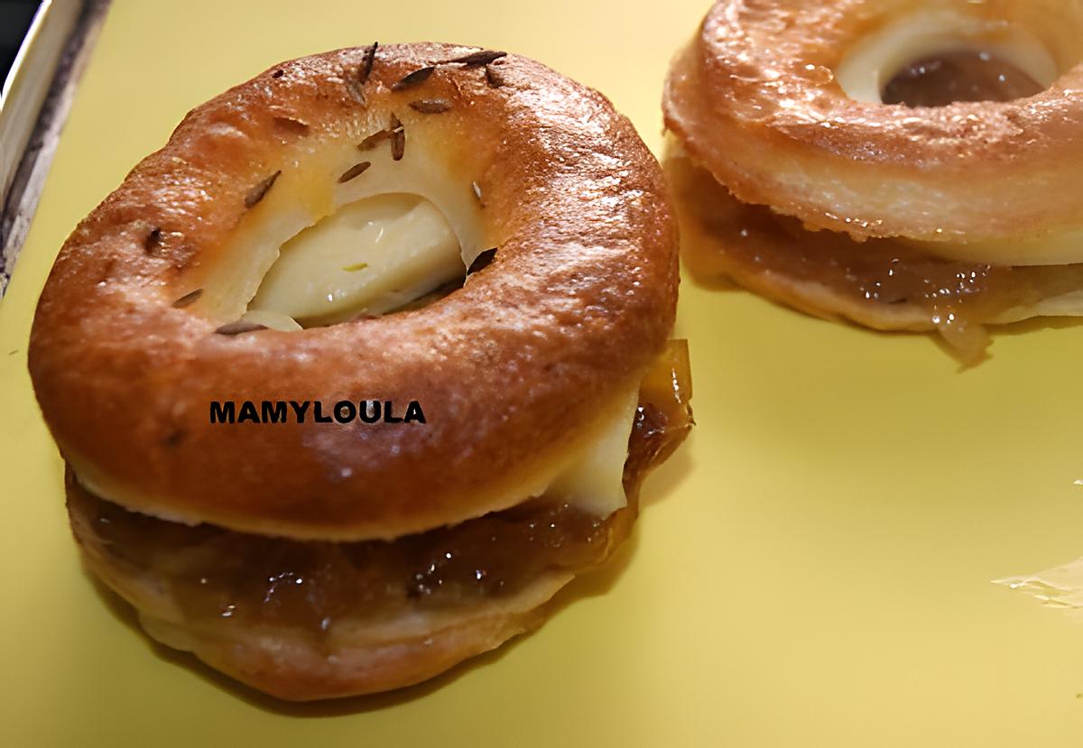 recette Mini bagels au maroilles et confit d'oignons