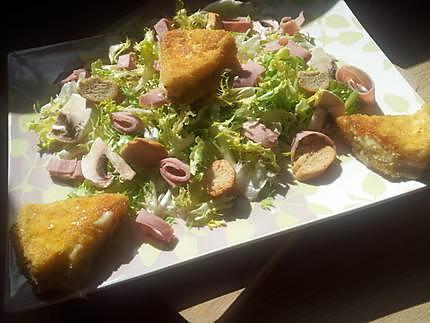 recette Frisée au jambon champignons et camembert pané