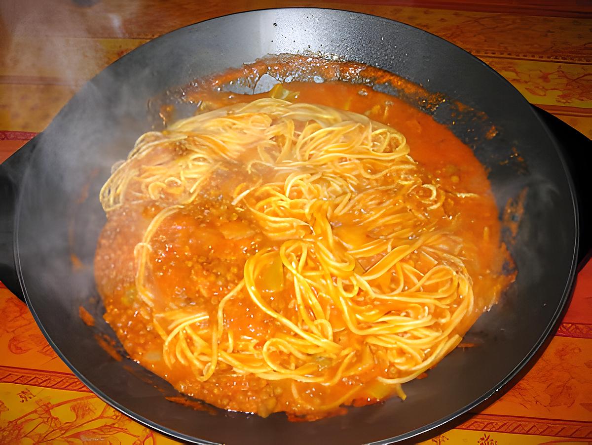 recette Tagliatelles aux lentilles et à la  salsa de tomates