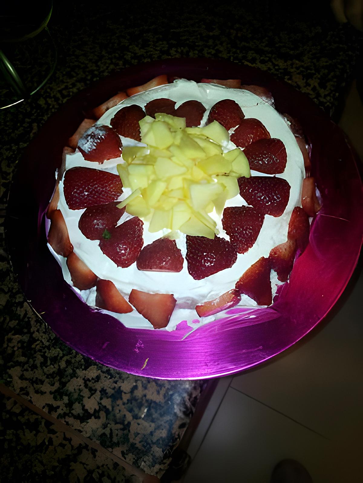 recette Gateau foure a la pomme cha'tilly et fraises a