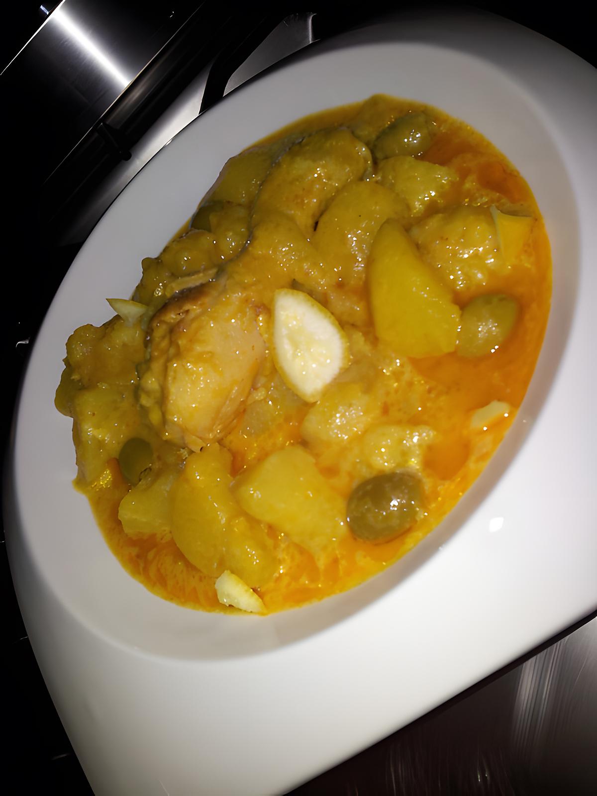 recette Râgout de pomme de terre au poulet et olives sauce curry
