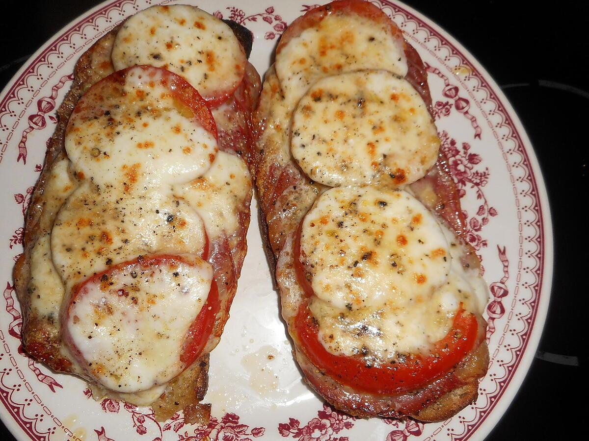 recette Crostinis à la coppa et mozzarella