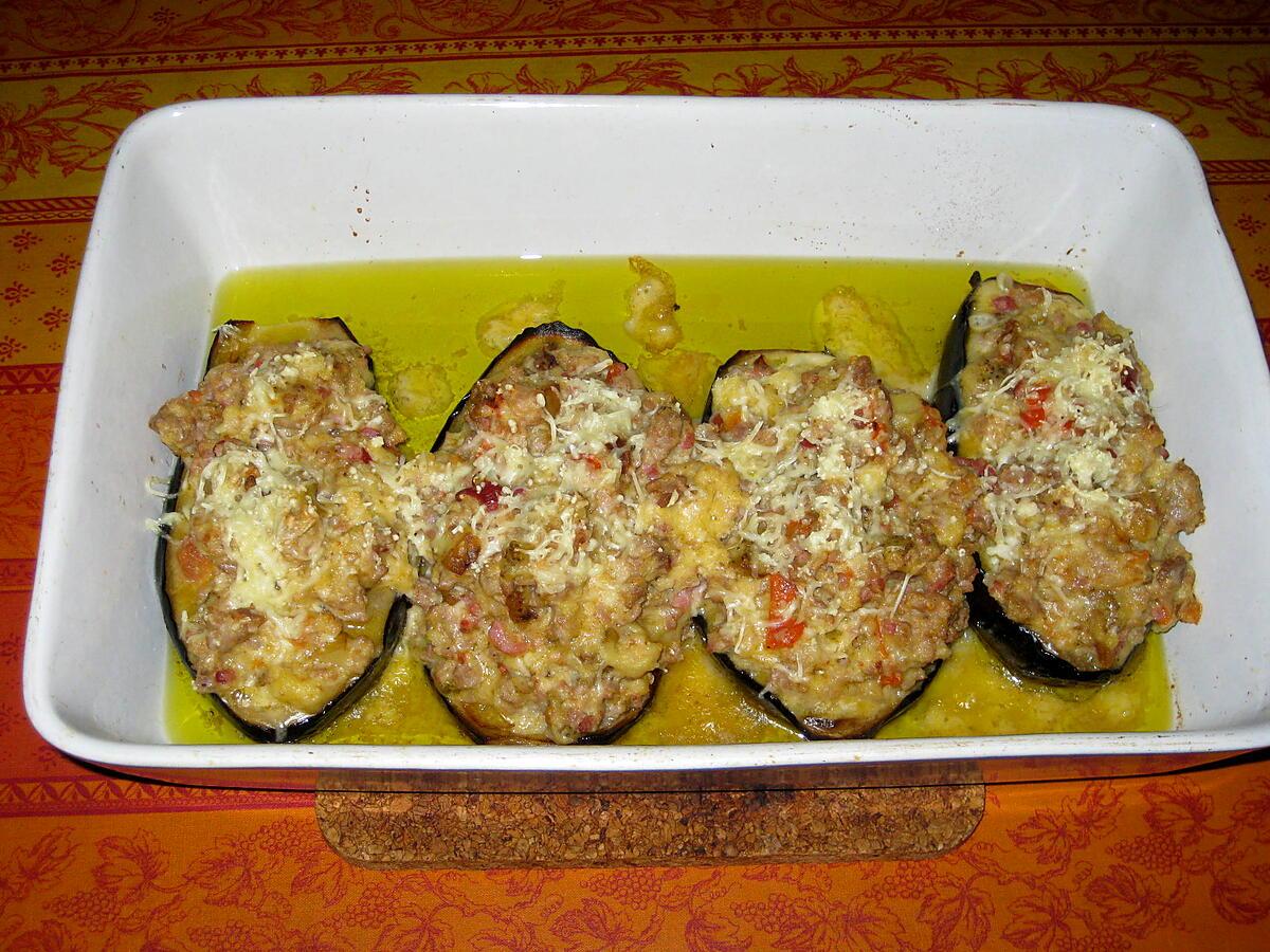 recette Aubergines farcies viande haché/légumes