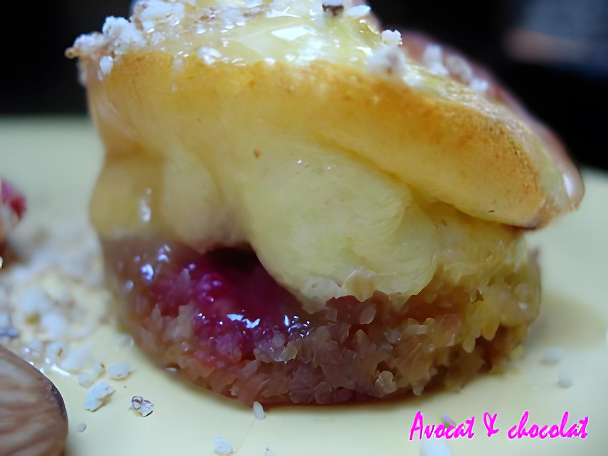 recette **Adorables  Mignardises Framboises façon cheese-cake & coulis caramel au beurre salé**