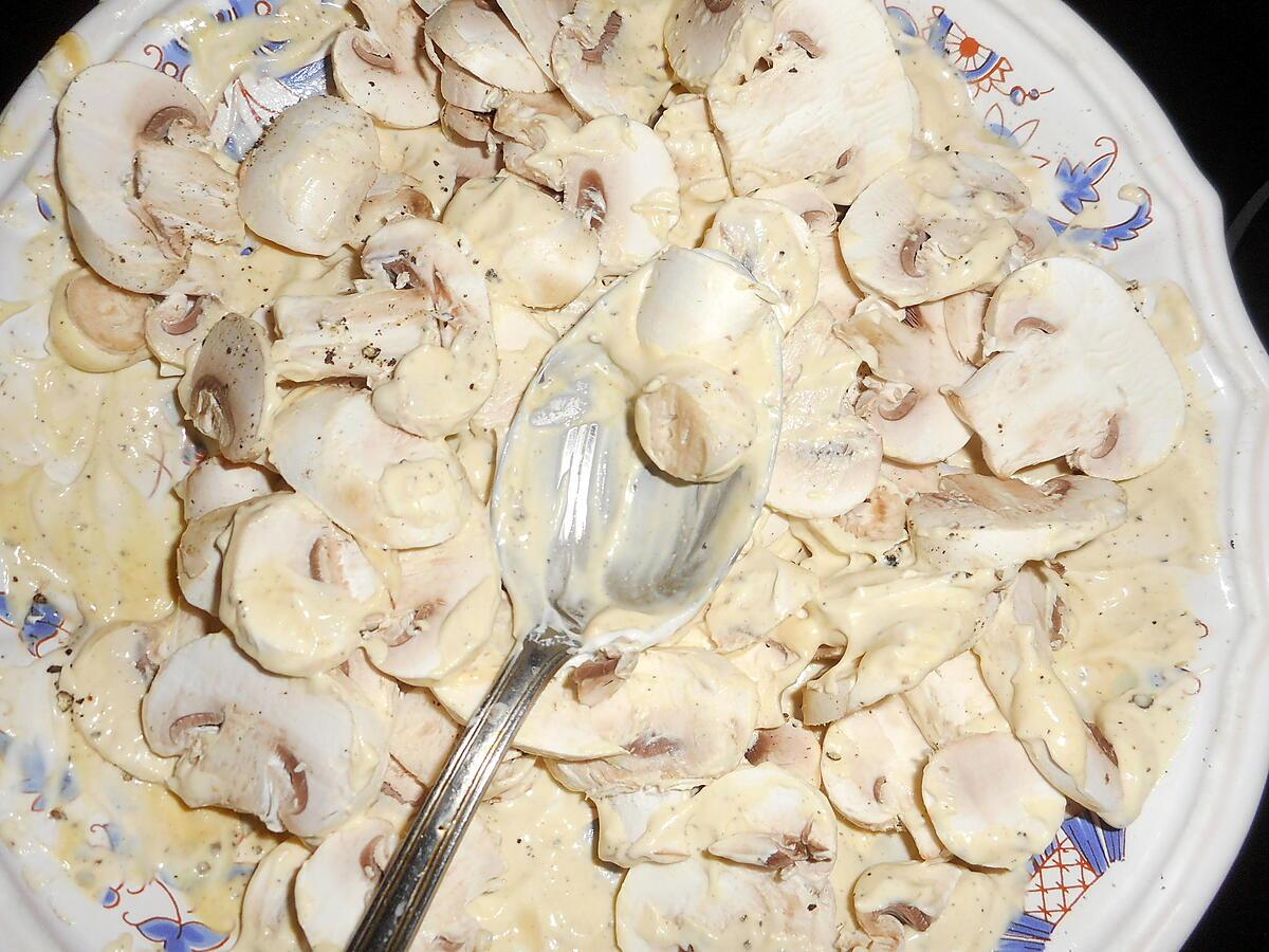 recette Salade de champignons de paris a la creme moutardée