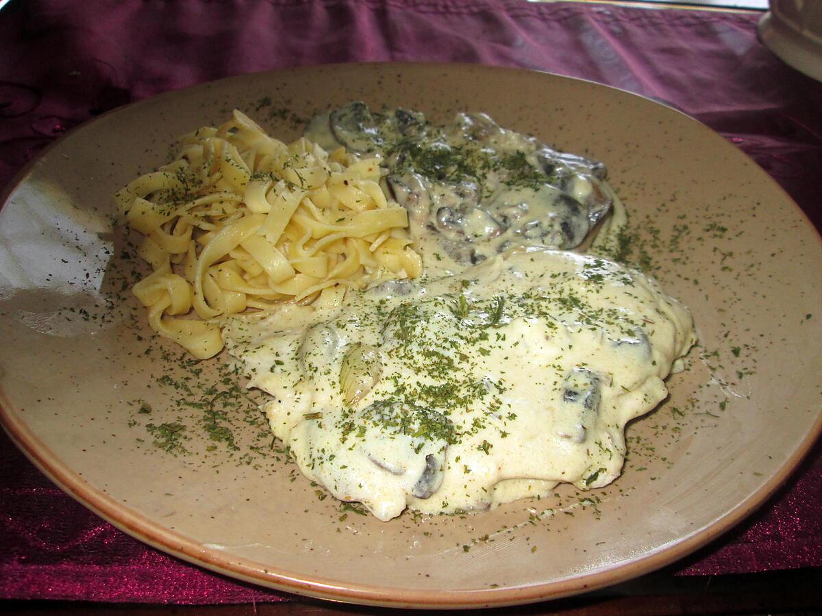 recette escalope de dinde a la créme au curry et champignons