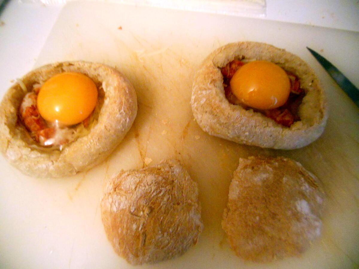 recette Petits pain fourré a l'oeuf& chorizo