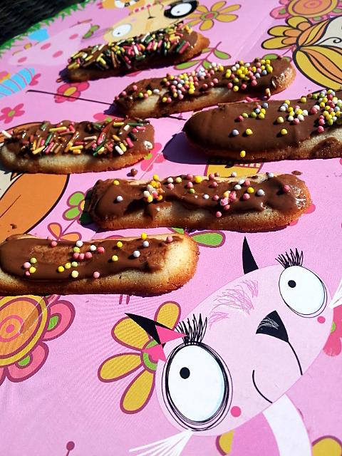 recette Langues de chat (Pour les Enfants) déguisé au nutella et coloré