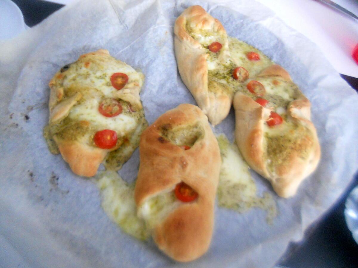 recette Petits pains Italiens pesto mozzarella tomate cerise