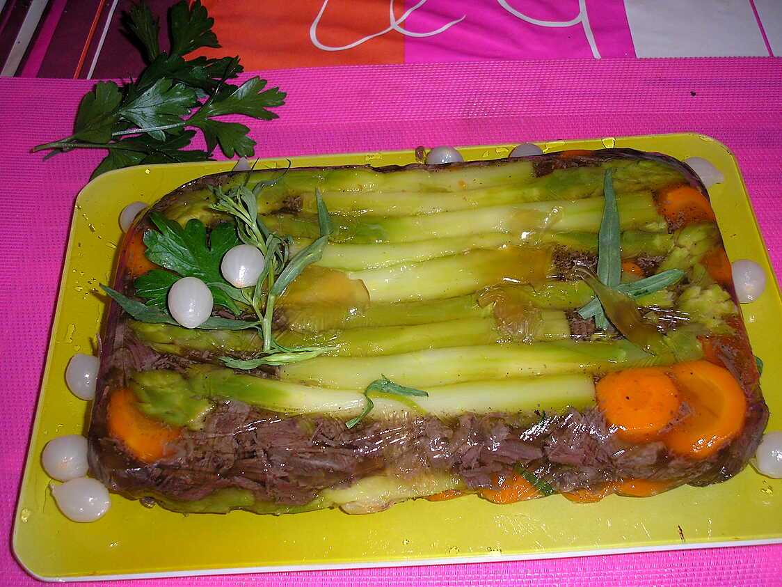 Recette de Terrine de joue de boeuf aux asperges