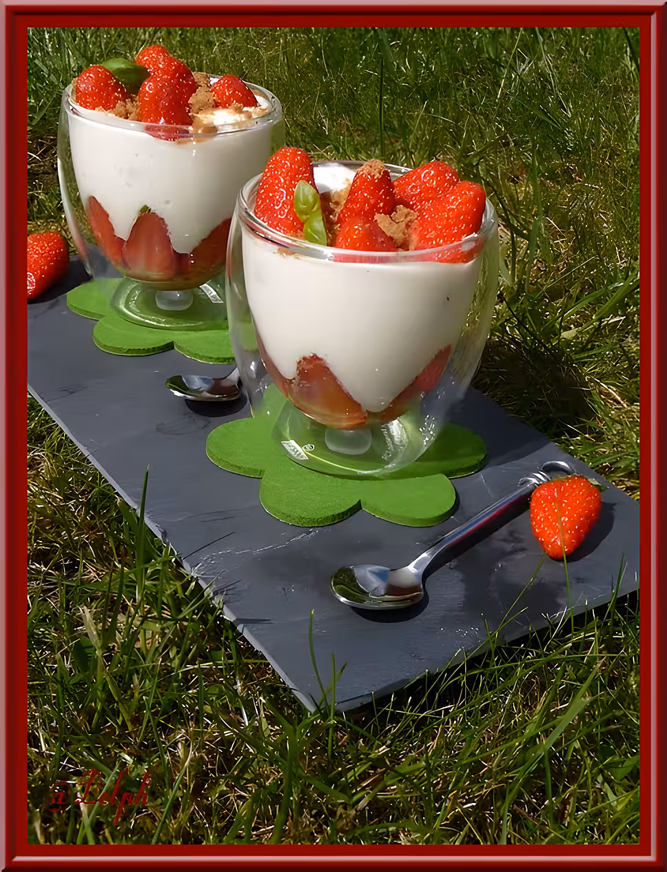 recette Nuage vanille fraise et spéculoos.