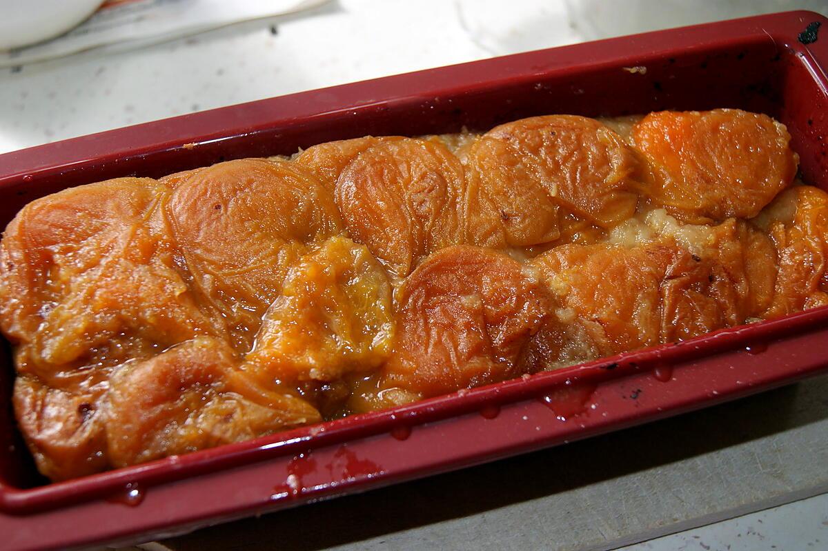 recette Gâteau aux abricots et au caramel