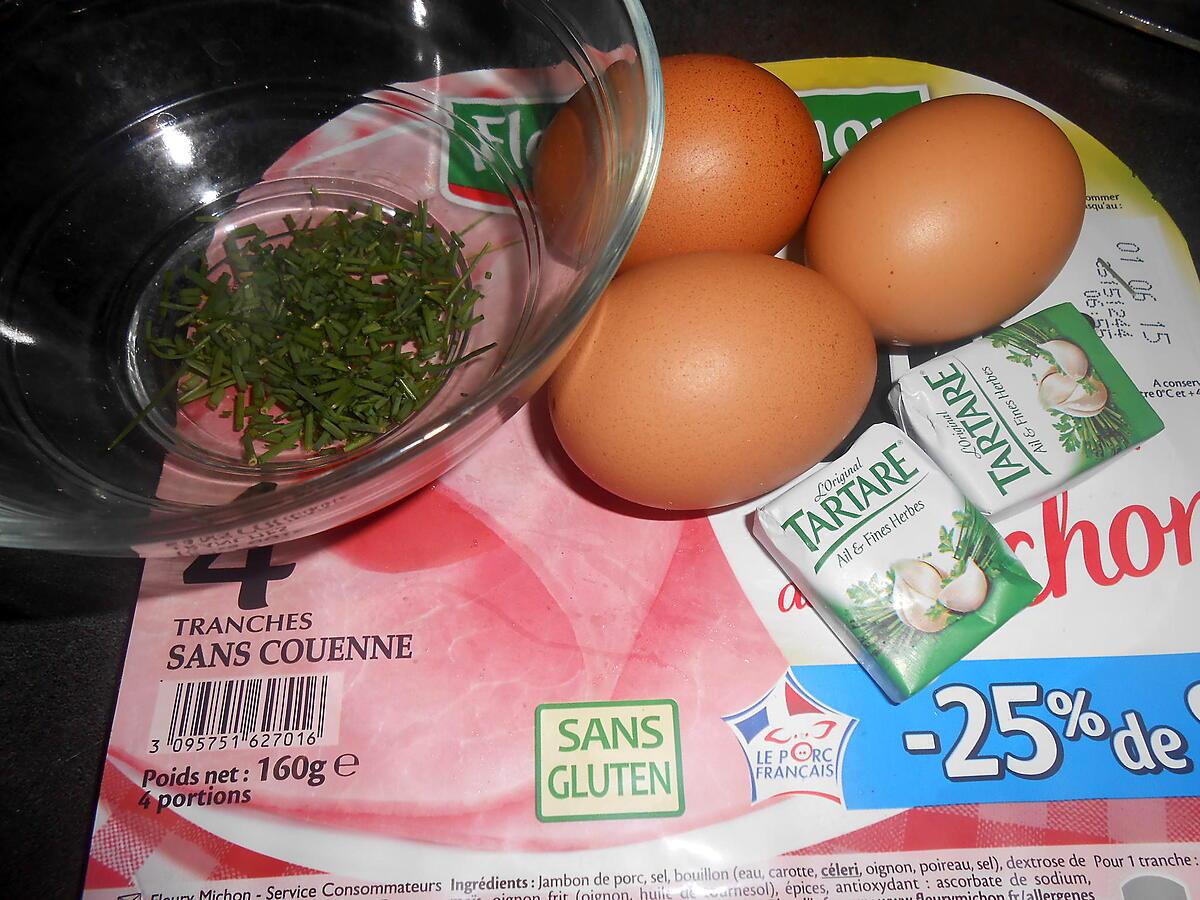 recette TOMATE SOLEIL OEUFS FARCIS JAMBON FROMAGE AIL ET FINES HERBES