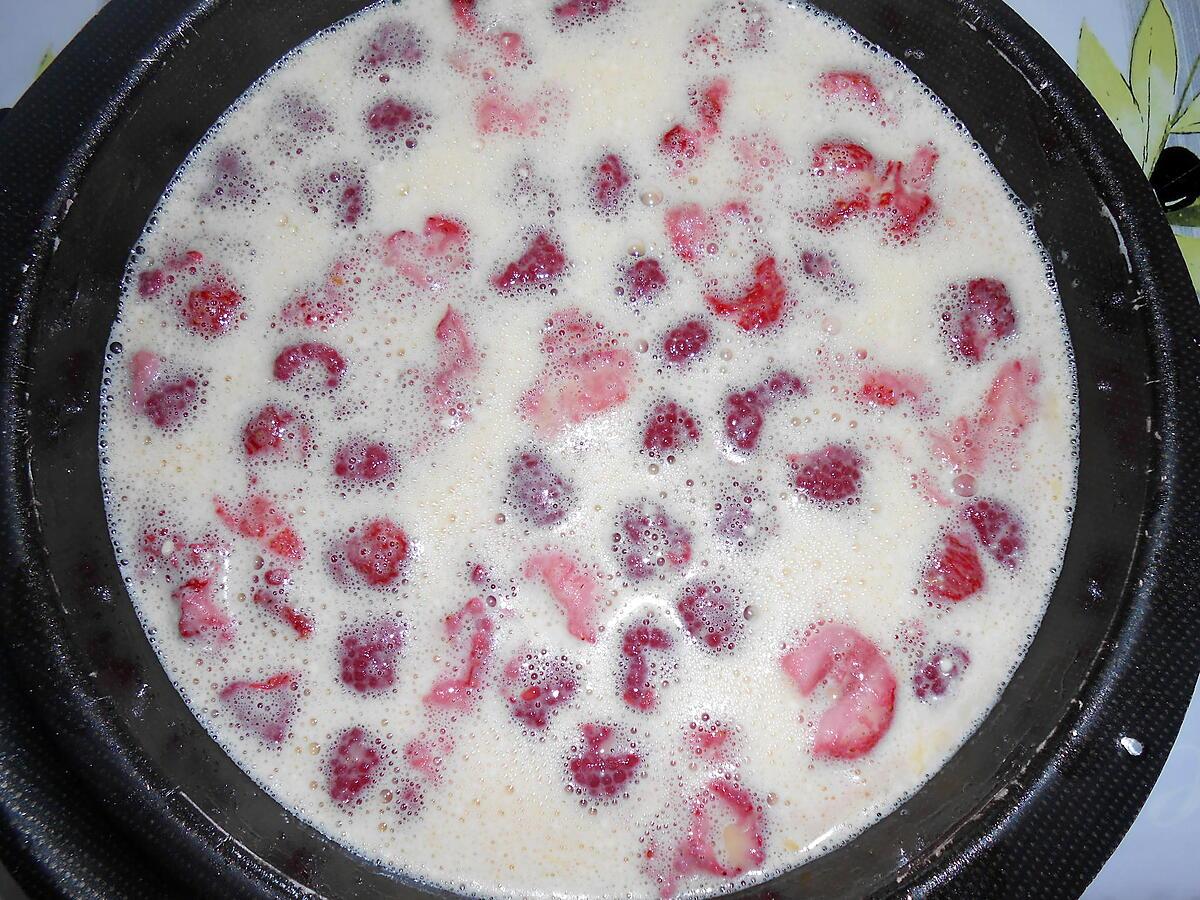 recette CLAFOUTIS FRAISES FRAMBOISES