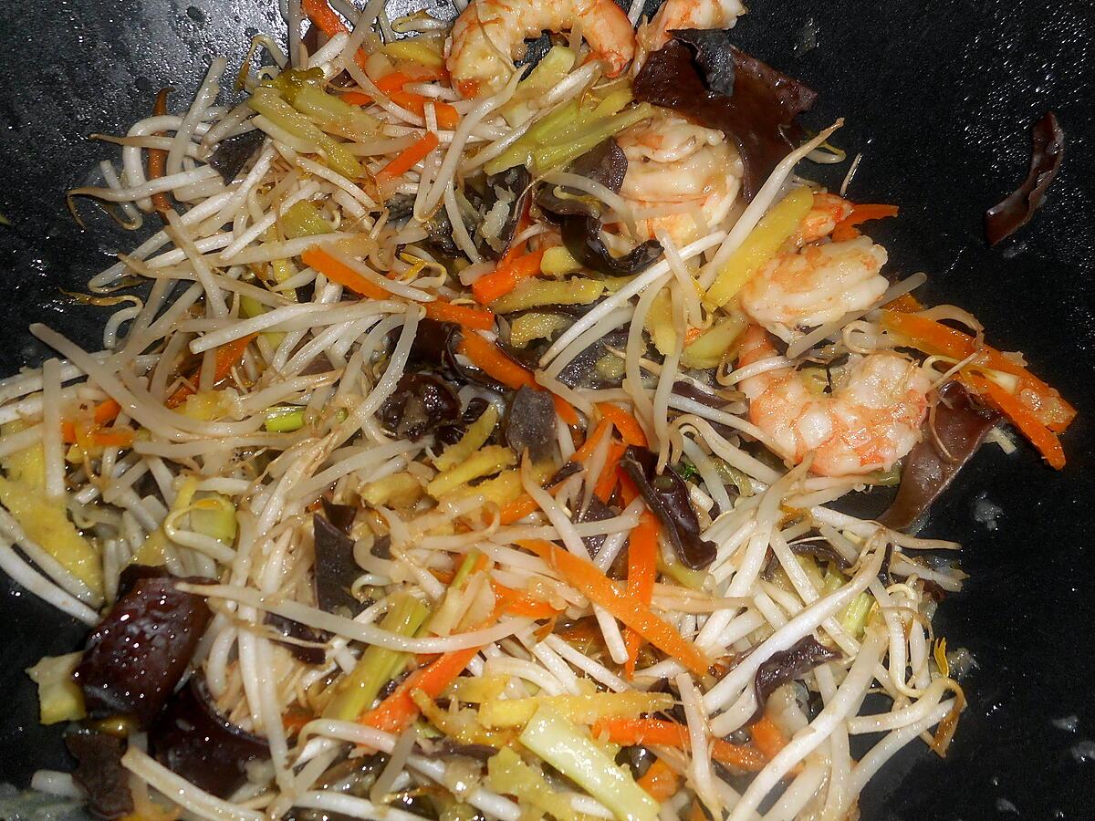 recette Nouilles sautées aux crevettes