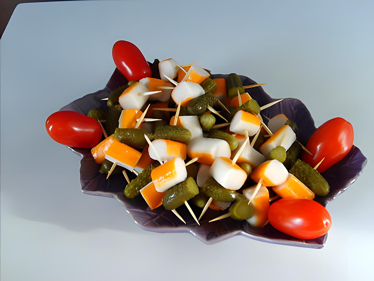 recette Petites brochettes surimi/cornichon