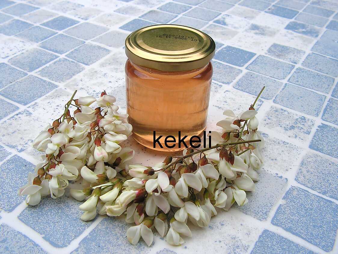 Recette de Gelée de fleurs d'acacia