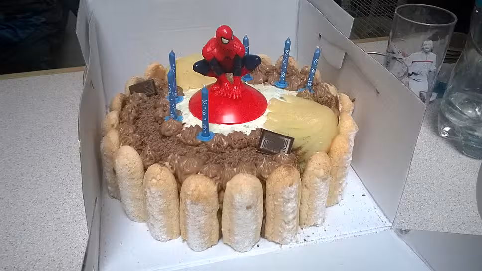 recette gateau spiderman chocolat poire
