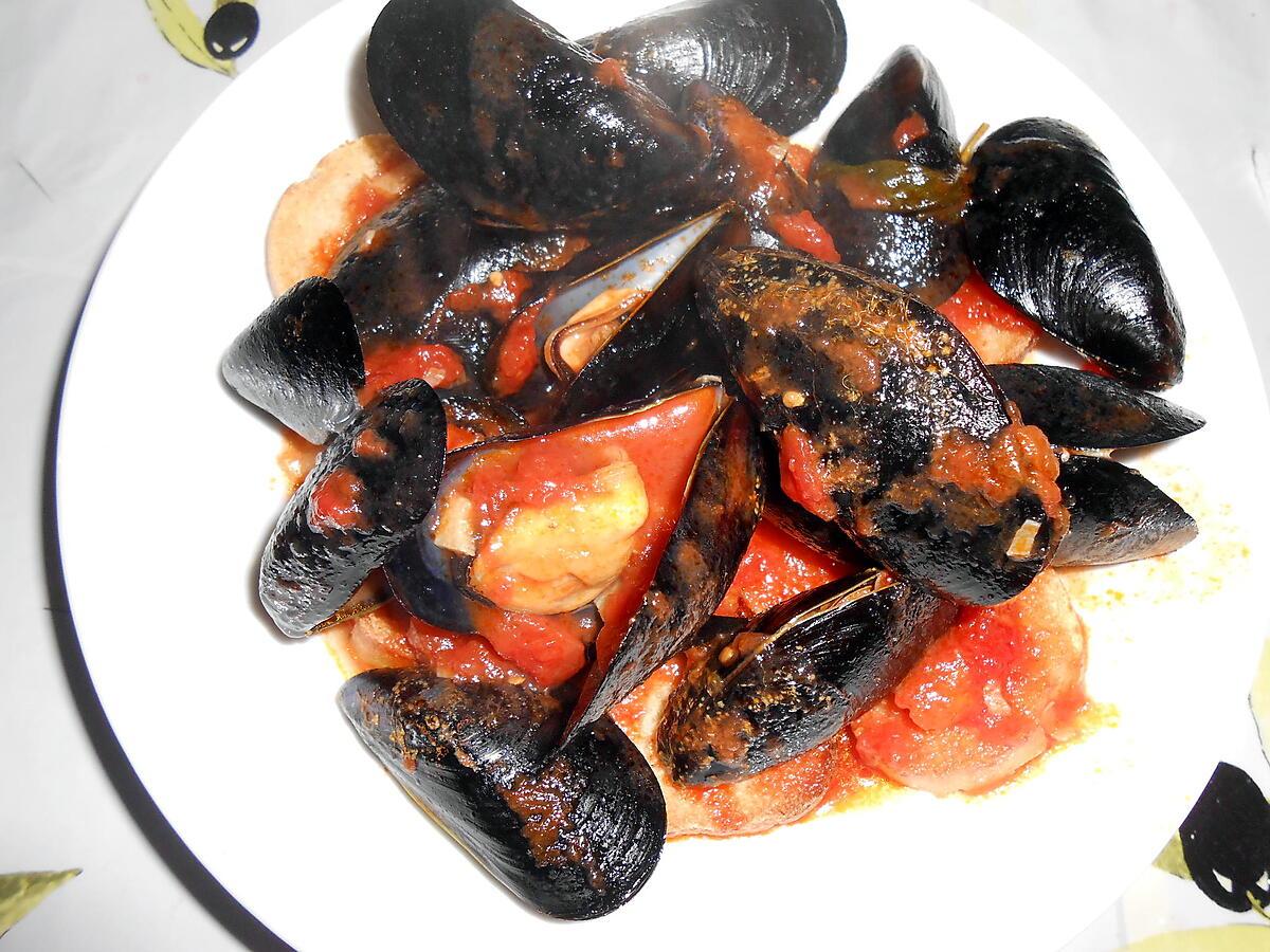 recette BRUSCHETTA AUX MOULES SAUCE TOMATE