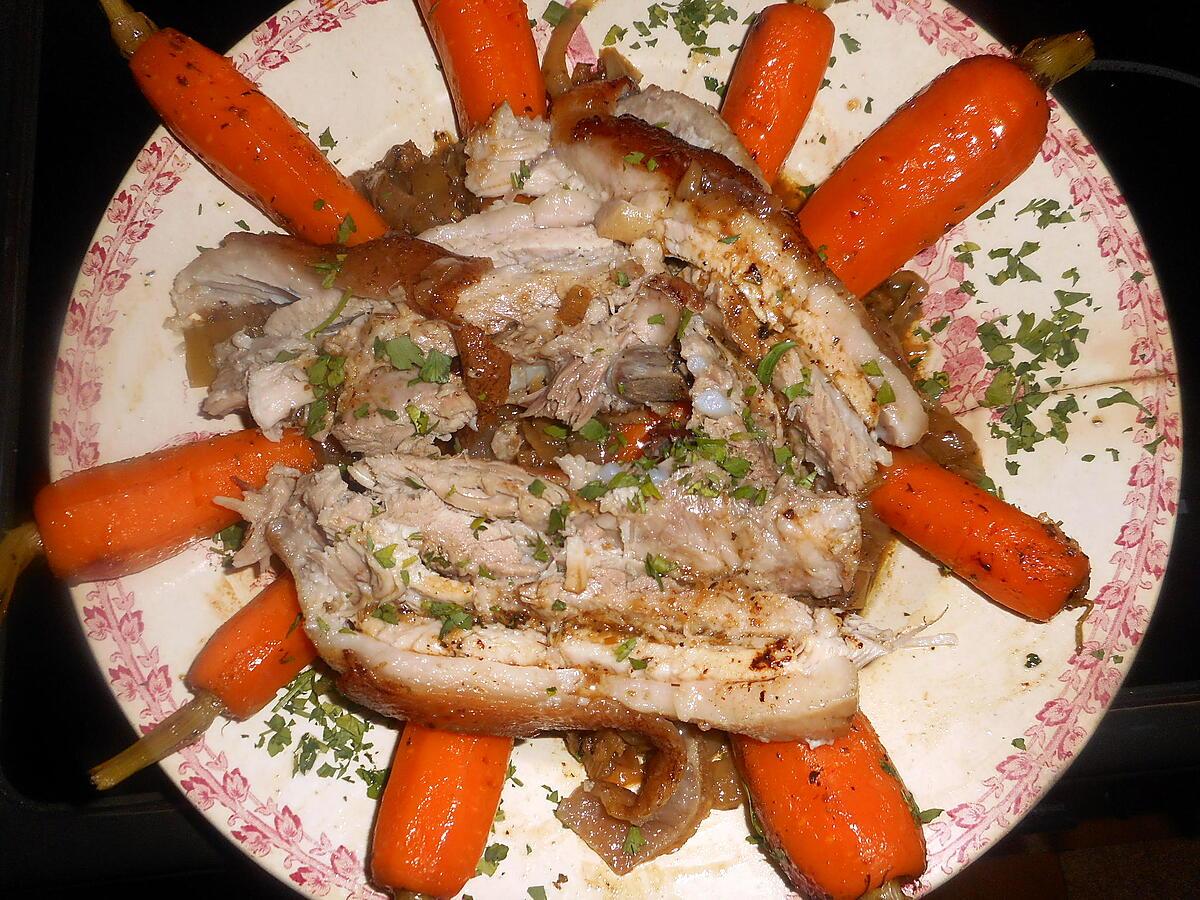 recette Poitrine de porc en cocotte aux carottes nouvelles