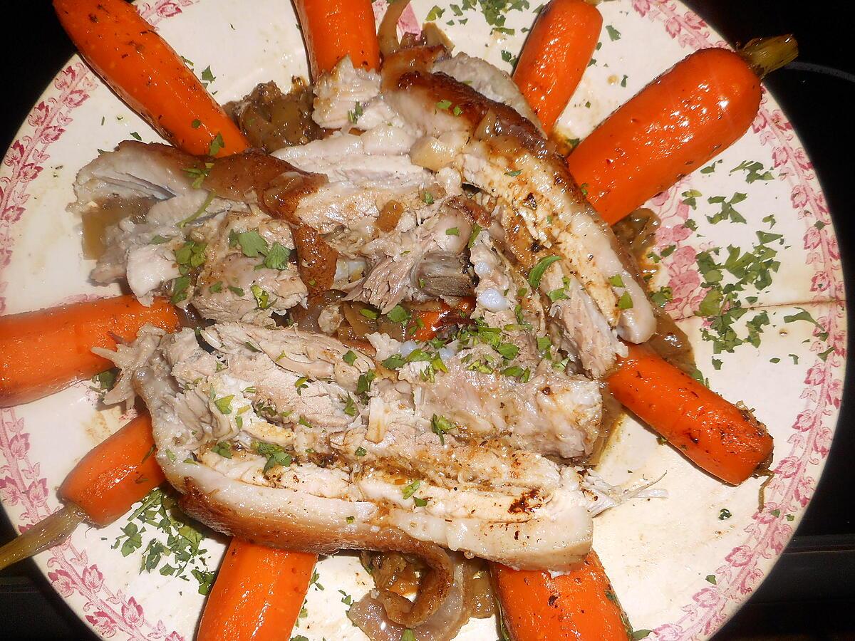 recette Poitrine de porc en cocotte aux carottes nouvelles