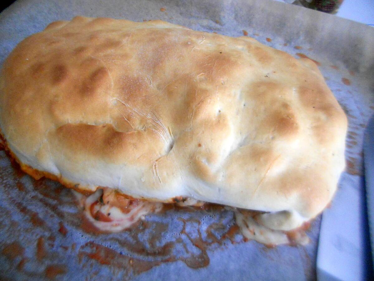 recette Calzone a la saucisses de strasbourg