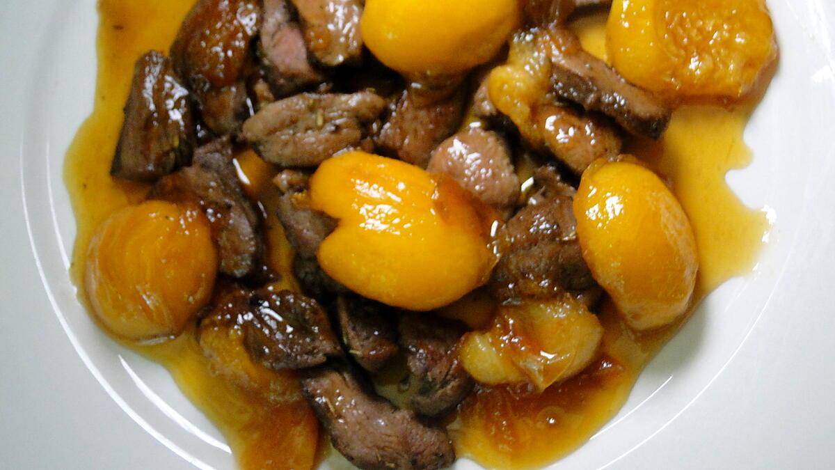 recette Canard au romarin et aux abricots