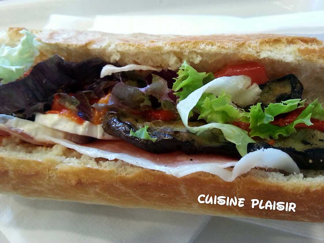 Aujourd'hui pique-nique, sandwiches
