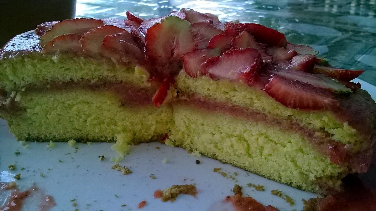 recette gateau de savoie aux fraises