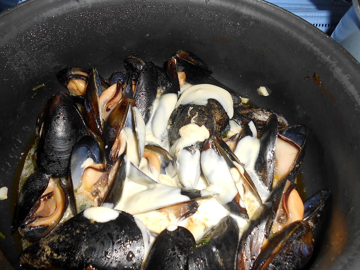 recette MOULES CREME MOUTARDE