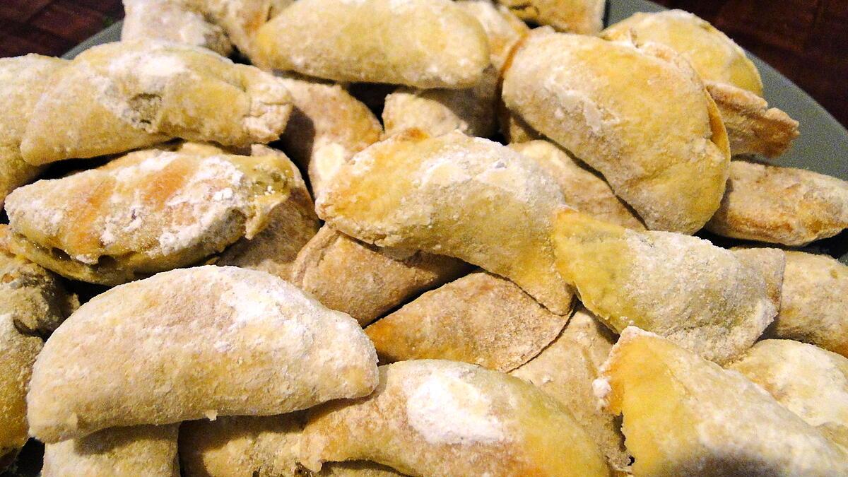 recette Ghotab (petits croissants iraniens fourrés aux pistaches)