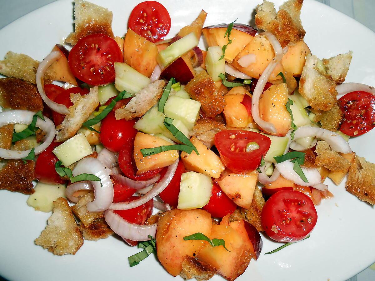 recette MA PETITE SALADE PANZANELLA  (à ma façon)