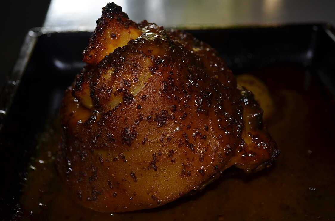 Recette de JARRET DE PORC LAQUE AU MIEL