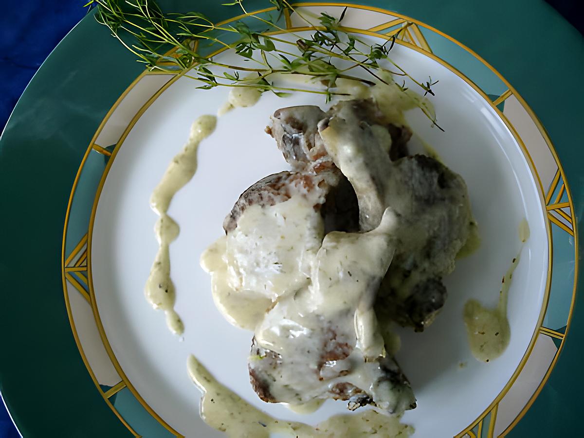 recette Cotelettes d'Agneau a la sauce a l'Ail et Thym