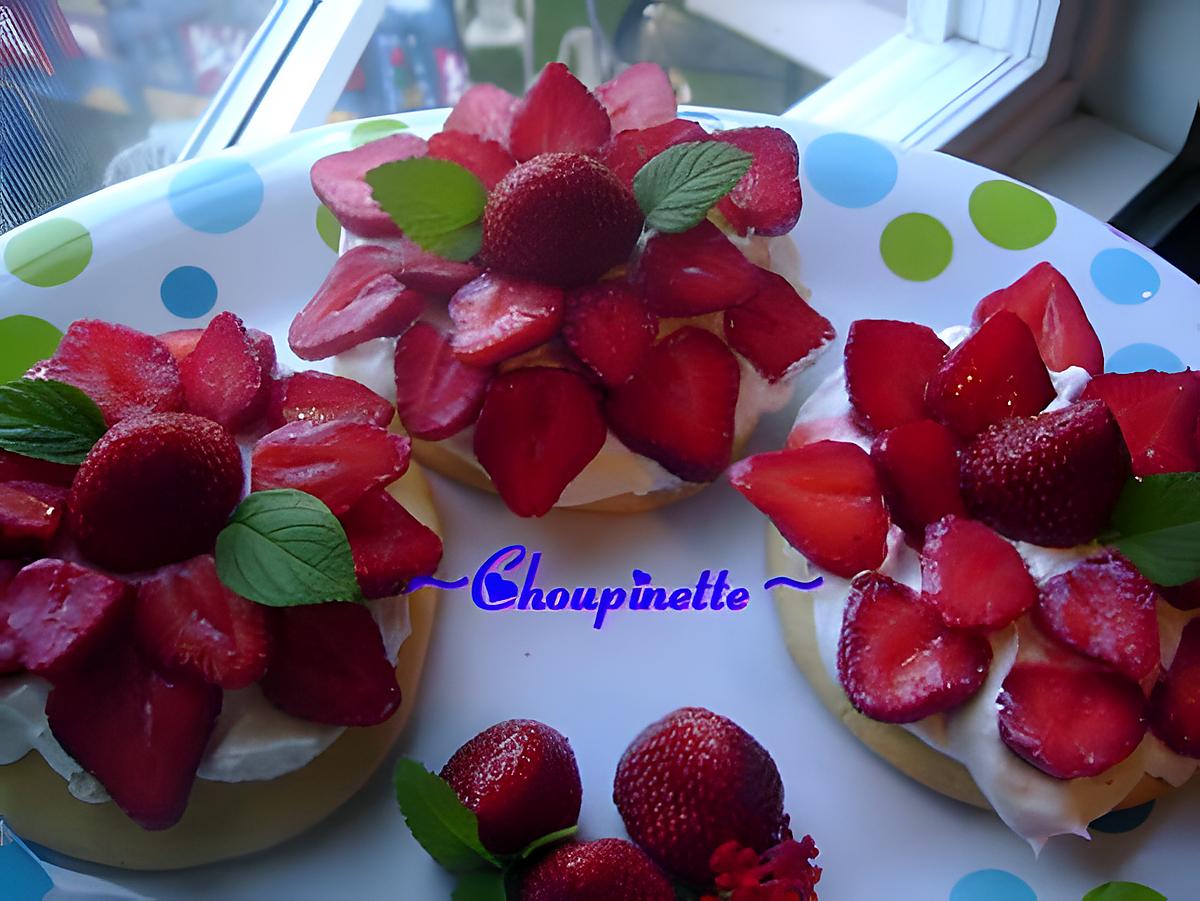 recette ~Petits gâteaux éponge à la crème et aux fraises~ 