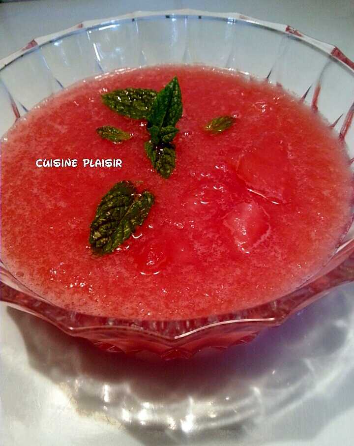 recette Soupe glacée de pastèque à la menthe