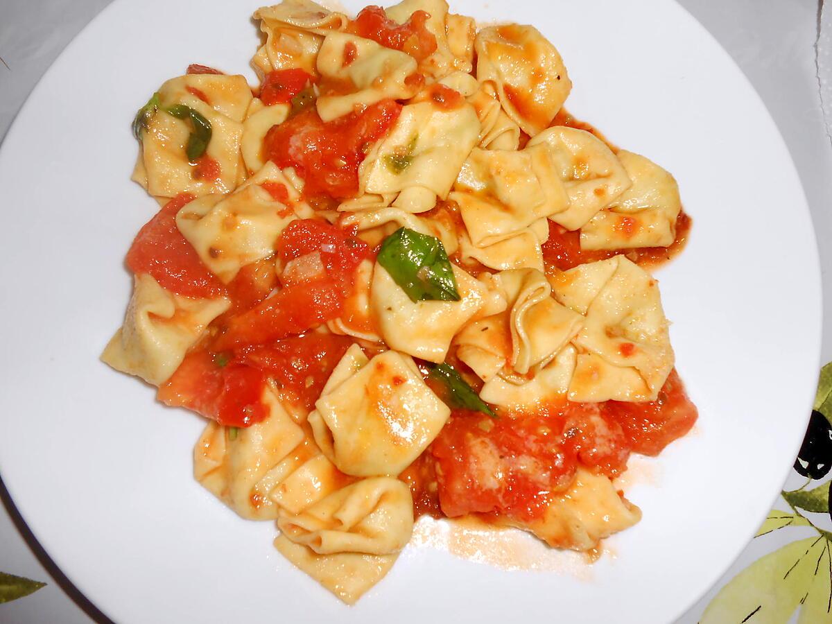 recette FAGOTINI COMTE BASILIC SAUCE AUX 2 TOMATES