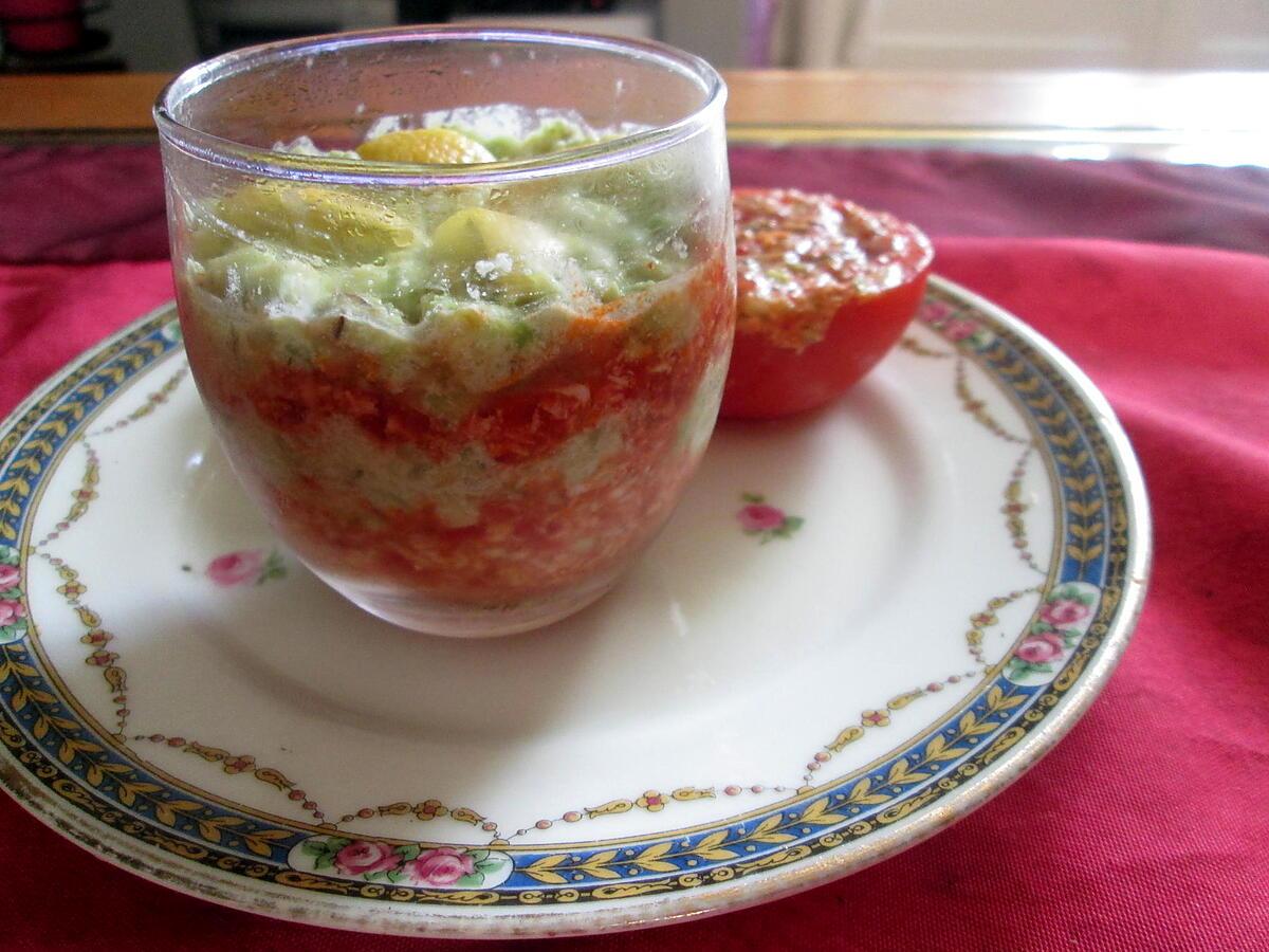 recette verrine  a la créme d avocat et poivron de l eau a la bouche