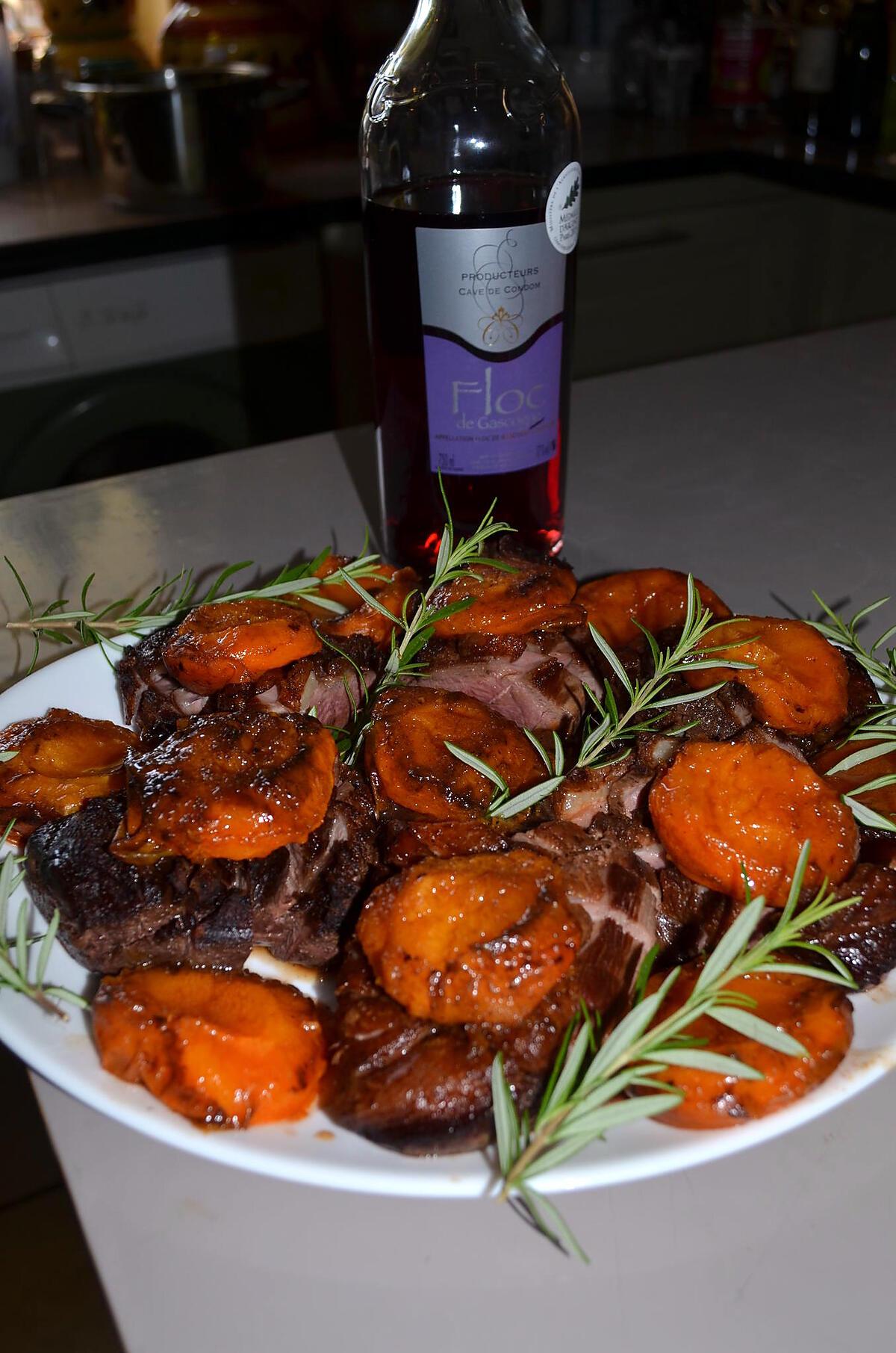 recette MAGRET DE CANARD AUX ABRICOTS ET FLOC DE GASCOGNE