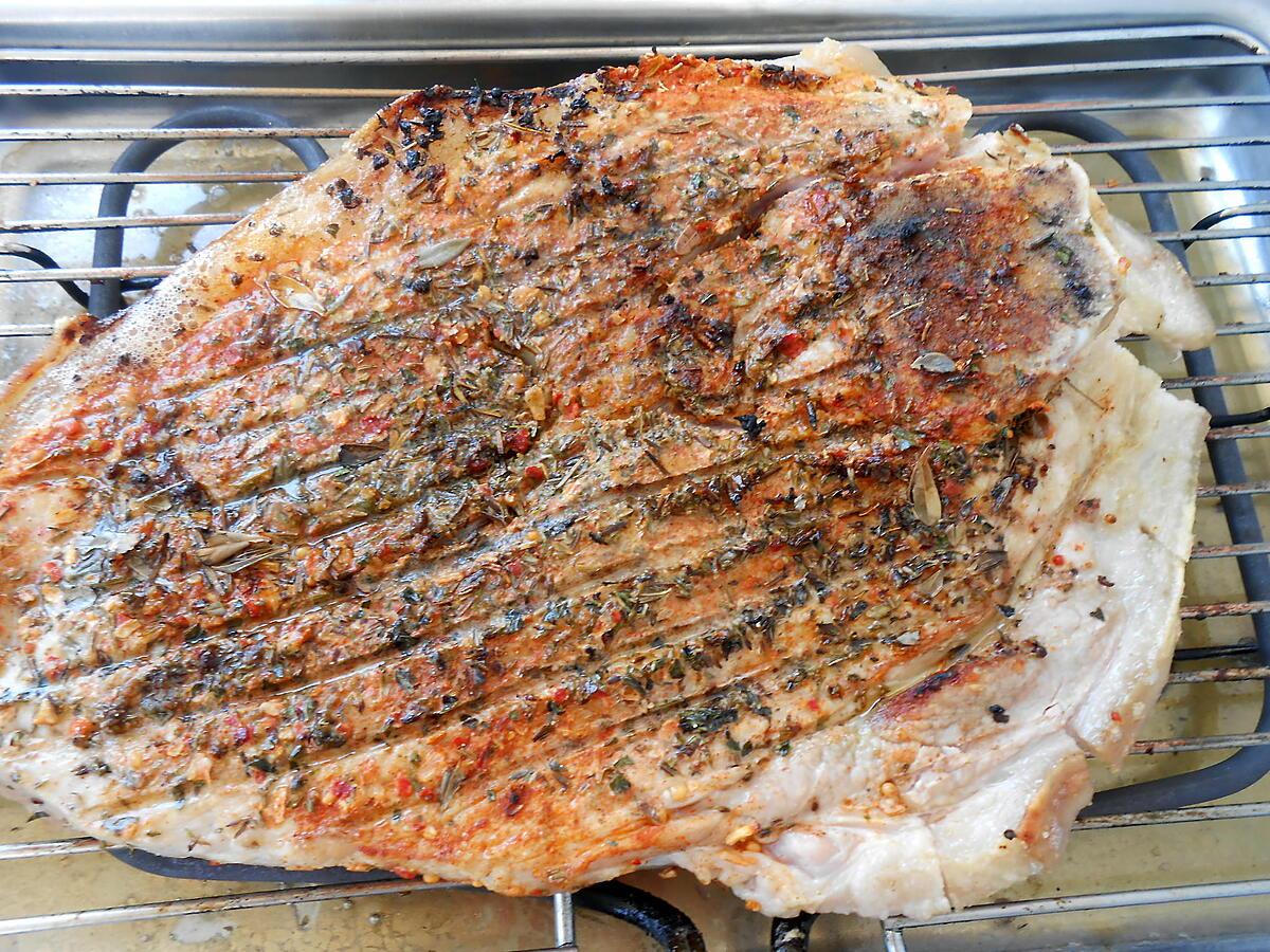 recette ROUELLE DE PORC GRILLEE AUX HERBES