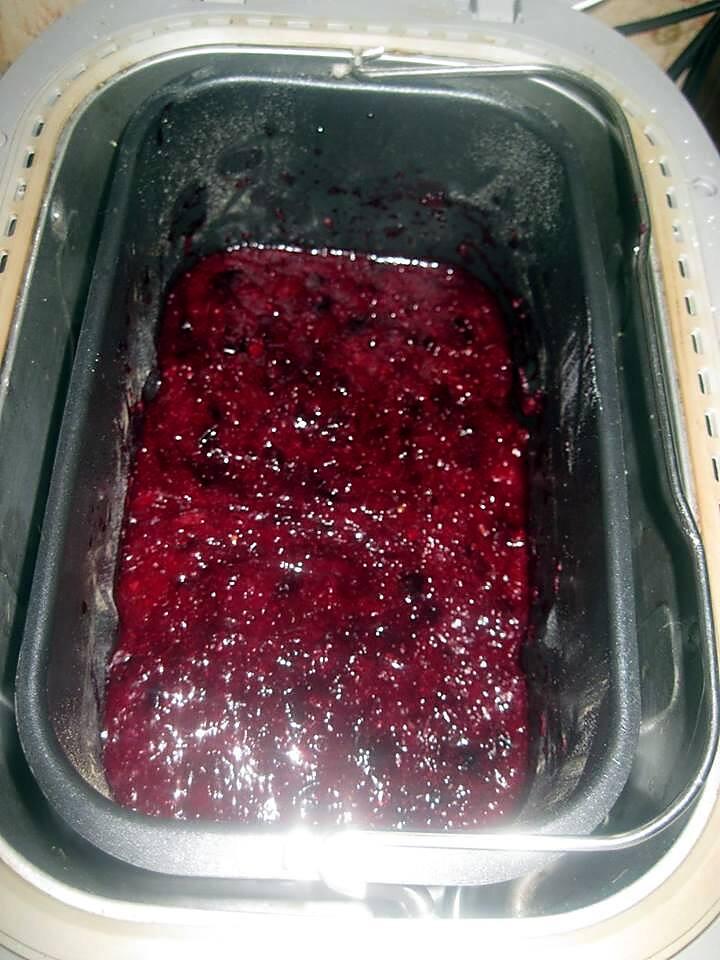 recette Confiture de fruits rouges et vanillé.