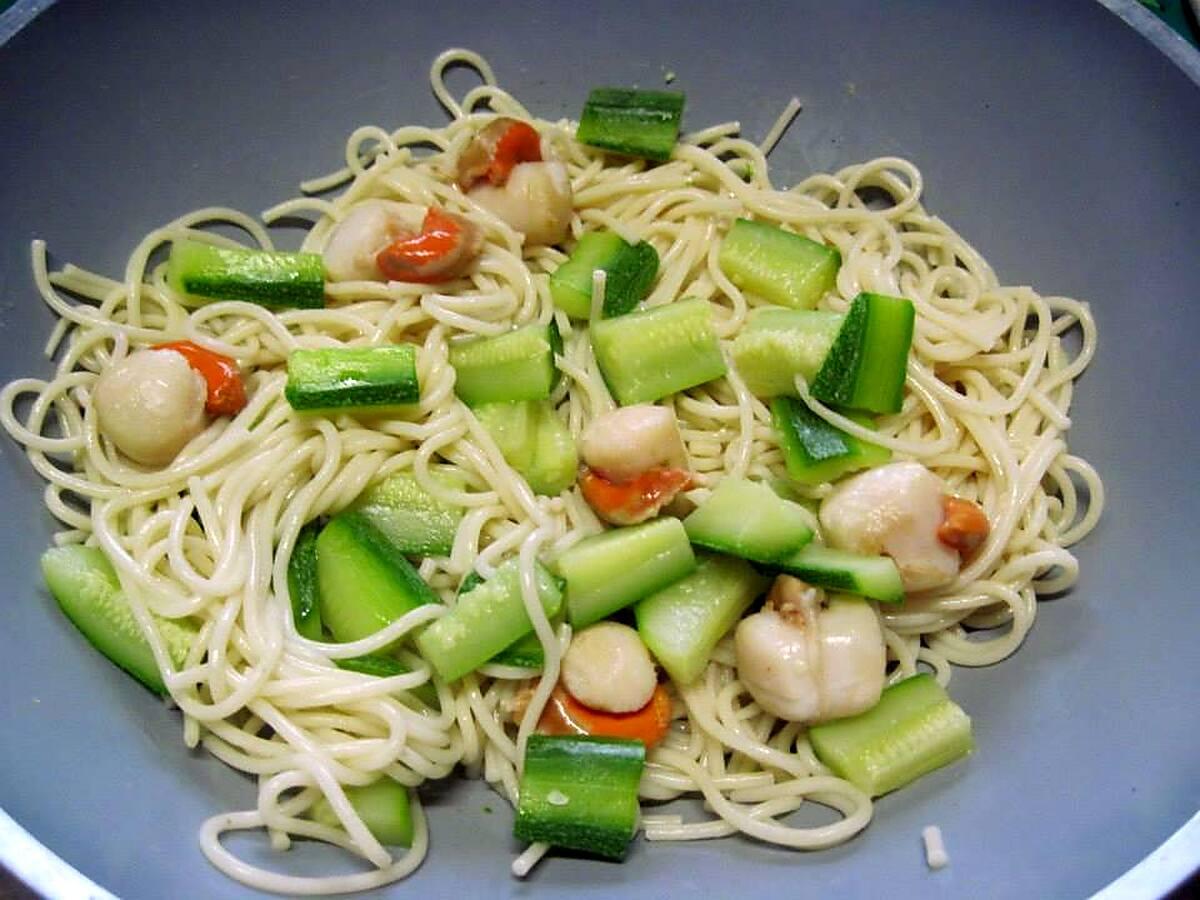 recette Spaghettis aux légumes. crustacés.