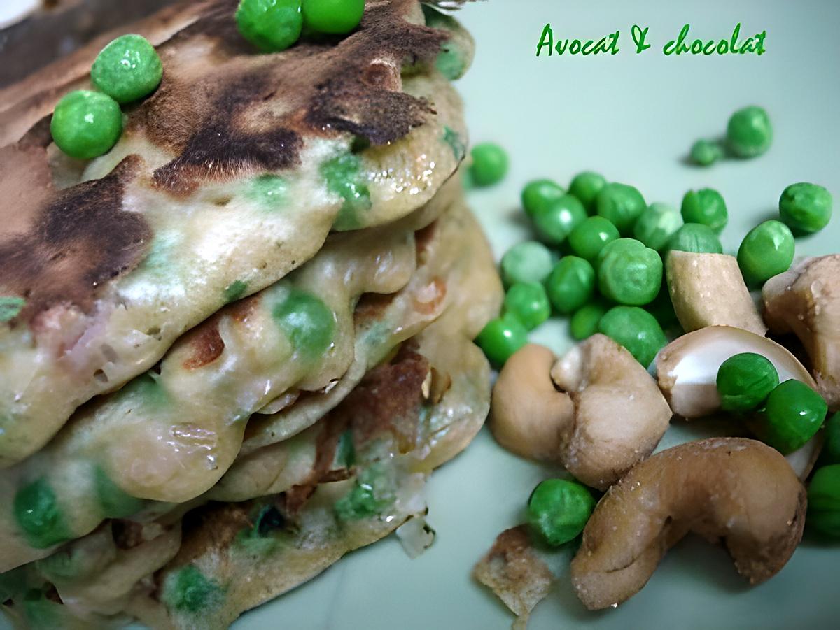 recette ** Pancakes à la farine complète , aux petits pois & aux noix de cajou**