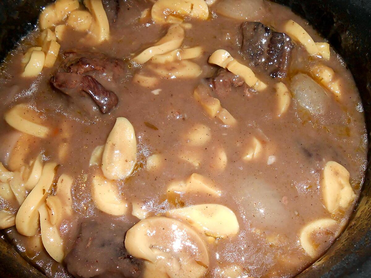 recette UN PETIT BOEUF BOURGUIGNON A MODE E MIO