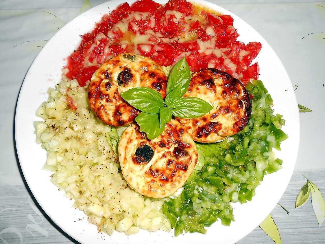 Recette de MA PETITE ASSIETTE A L'ITALIENNE AUX PETITS GATEAUX DE RICOTTA