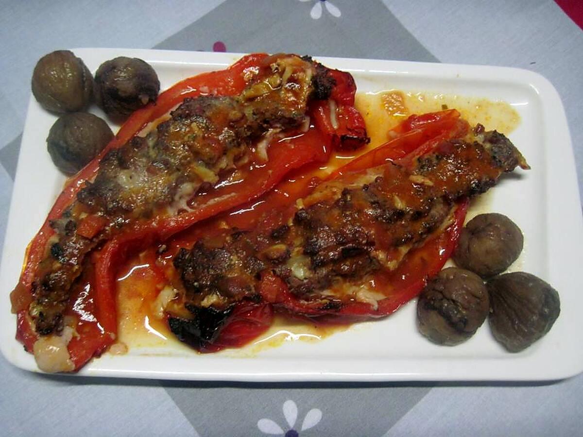 recette Poivrons rouges cornés farcis.