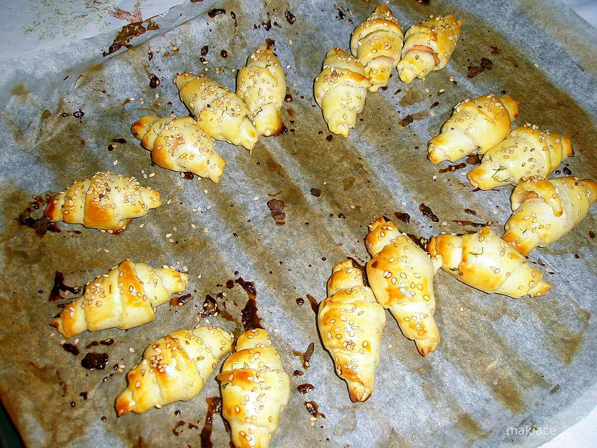 recette CROISSANTS au saumon fumé pour l'apéro !