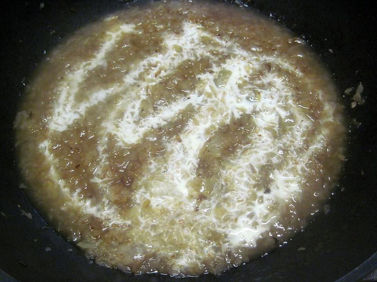 recette Soupe à l'oignon à la crème et Parmesan.