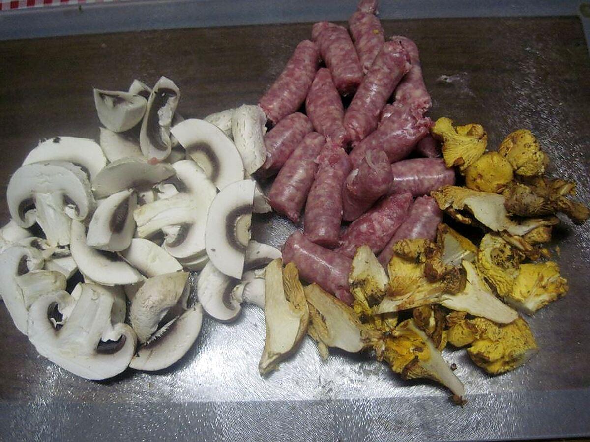 recette Pâtes Spaetzle aux champignons et petites saucisses.