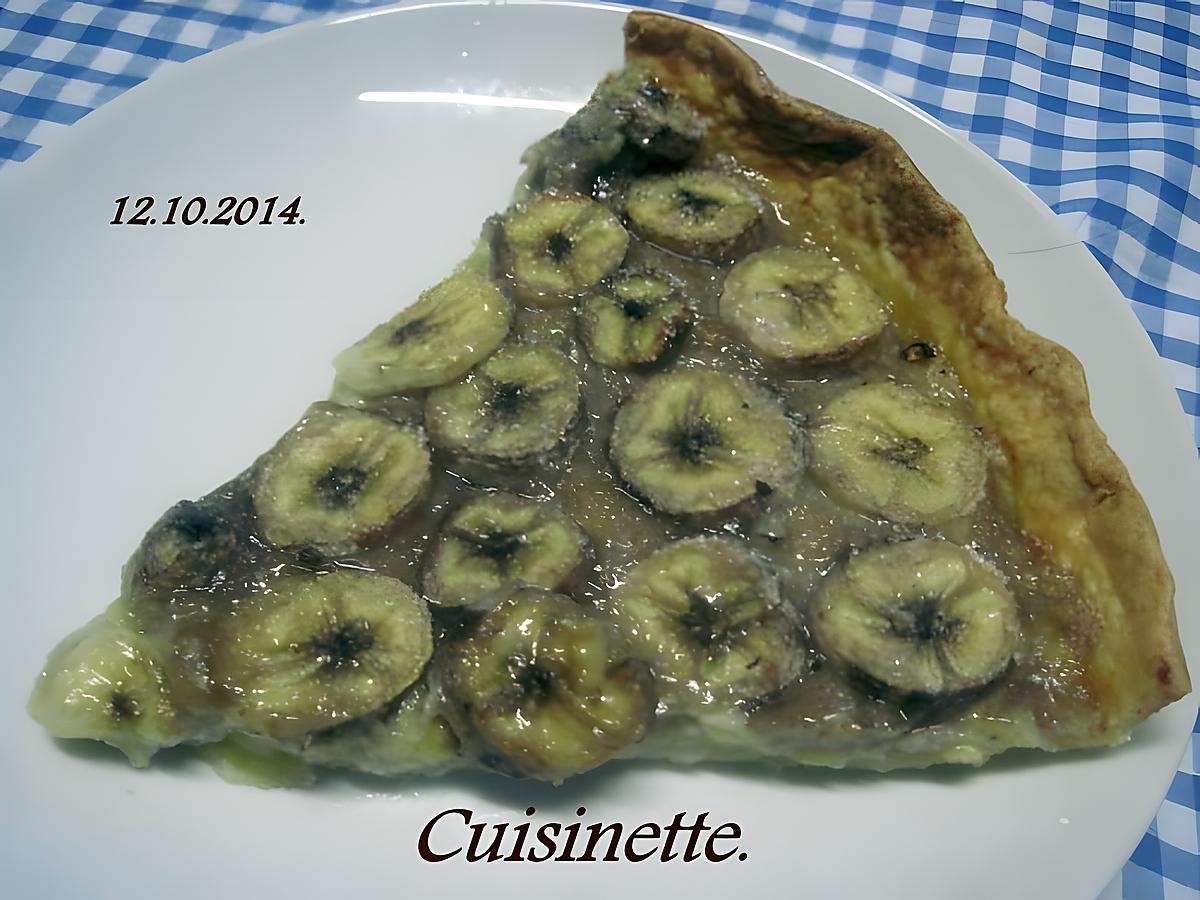 recette Tarte aux bananes sur une compote de bananes.